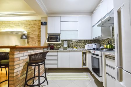 Cozinha de casa de condomínio à venda com 3 quartos, 140m² em Bosque da Saúde, São Paulo