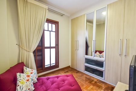 Casa de condomínio à venda com 140m², 3 quartos e 2 vagasQuarto 1