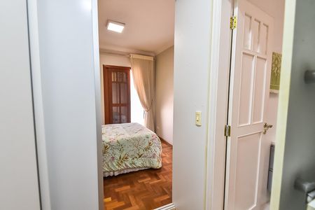 Casa de condomínio à venda com 140m², 3 quartos e 2 vagasCloset da suíte