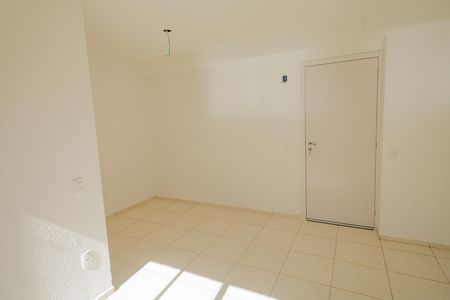 Sala de apartamento para alugar com 2 quartos, 42m² em Campo Grande, Rio de Janeiro