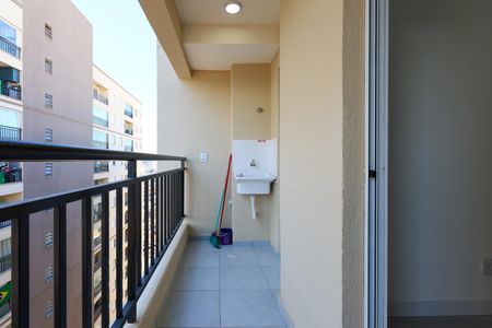 Varanda da Sala de apartamento para alugar com 2 quartos, 43m² em Jardim Tres Irmaos, Taboão da Serra