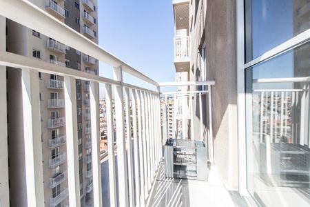 Sacada de apartamento para alugar com 2 quartos, 44m² em Vila Sul Americana, Carapicuíba