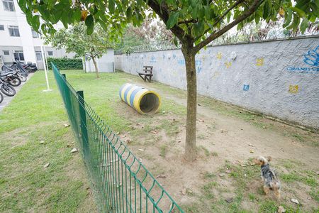 Área comum de apartamento para alugar com 2 quartos, 42m² em Campo Grande, Rio de Janeiro