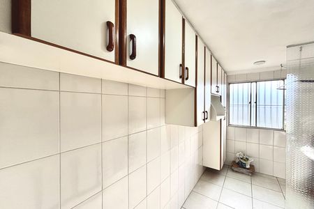 Apartamento à venda com 48m², 2 quartos e 1 vaga Apartamento à venda com 48m², 2 quartos e 1 vagaCozinha