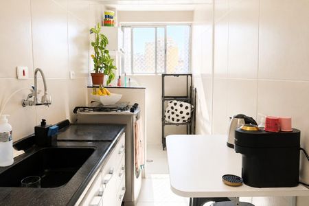 Cozinha de apartamento para alugar com 1 quarto, 56m² em Bela Vista, São Paulo