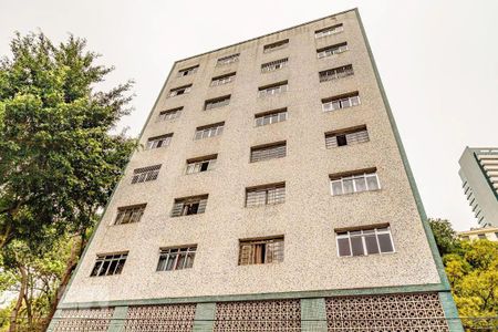 Apartamento para alugar com 47m², 1 quarto e sem vaga Apartamento para alugar com 47m², 1 quarto e sem vagaFachada