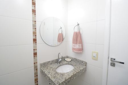 Apartamento à venda com 54m², 2 quartos e 1 vagaBanheiro Social