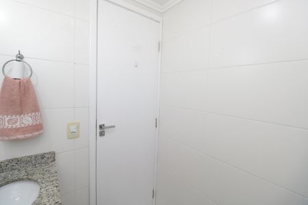 Apartamento à venda com 54m², 2 quartos e 1 vagaBanheiro Social