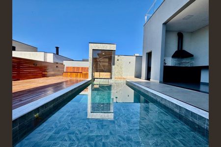 Casa de condomínio à venda com 233m², 3 quartos e 4 vagas