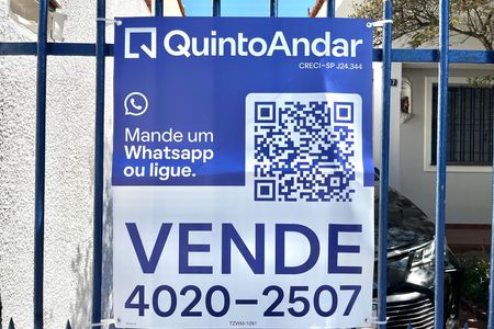 Casa à venda com 300m², 2 quartos e 3 vagas Casa à venda com 300m², 2 quartos e 3 vagasPlaca
