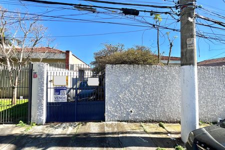 Fachada de casa à venda com 2 quartos, 300m² em Cidade Domitila, São Paulo