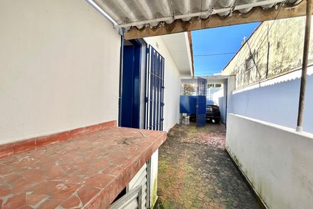 Casa à venda com 300m², 2 quartos e 3 vagas Casa à venda com 300m², 2 quartos e 3 vagasÁrea de Serviço