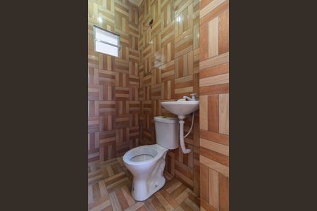 Banheiro de kitnet/studio para alugar com 0 quarto, 26m² em Jardim Capelinha, São Paulo