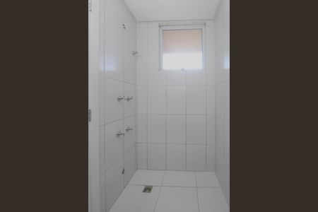 Apartamento à venda com 75m², 3 quartos e 2 vagas Apartamento à venda com 75m², 3 quartos e 2 vagasBanheiro da Suíte