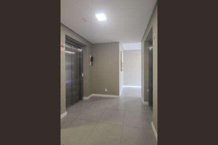 Apartamento à venda com 75m², 3 quartos e 2 vagas Apartamento à venda com 75m², 3 quartos e 2 vagasHall de entrada