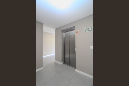 Apartamento à venda com 75m², 3 quartos e 2 vagas Apartamento à venda com 75m², 3 quartos e 2 vagasHall de entrada