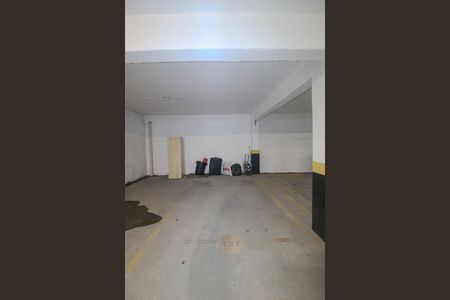 Apartamento à venda com 75m², 3 quartos e 2 vagas Apartamento à venda com 75m², 3 quartos e 2 vagasGaragem