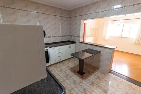 COZINHA de casa para alugar com 3 quartos, 150m² em Vila Santa Isabel, Campinas
