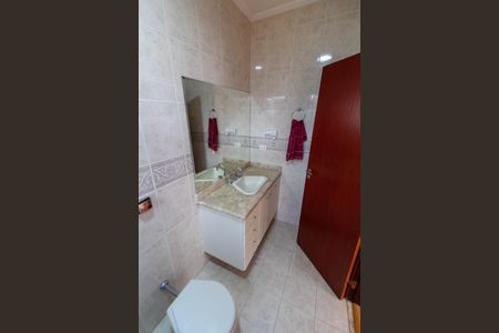 Casa para alugar com 150m², 3 quartos e 2 vagas Casa para alugar com 150m², 3 quartos e 2 vagasBANHEIRO DA SUITE