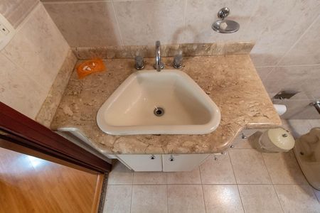 Casa para alugar com 150m², 3 quartos e 2 vagas Casa para alugar com 150m², 3 quartos e 2 vagasBANHEIRO SOCIAL