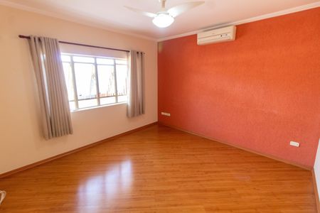 Casa para alugar com 150m², 3 quartos e 2 vagas Casa para alugar com 150m², 3 quartos e 2 vagasSALA