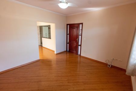 Casa para alugar com 150m², 3 quartos e 2 vagas Casa para alugar com 150m², 3 quartos e 2 vagasSALA