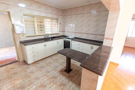 COZINHA de casa para alugar com 3 quartos, 150m² em Vila Santa Isabel, Campinas