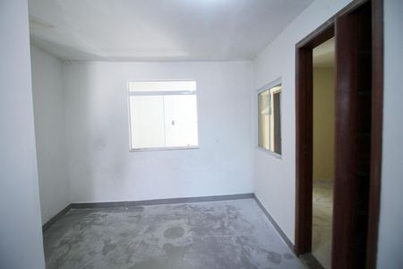 Casa para alugar com 80m², 2 quartos e 1 vagaVaranda