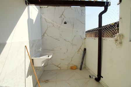Casa para alugar com 80m², 2 quartos e 1 vagaÁrea de Serviço