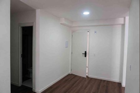 Sala de apartamento à venda com 2 quartos, 46m² em Chácara Jaguari (fazendinha), Santana de Parnaíba