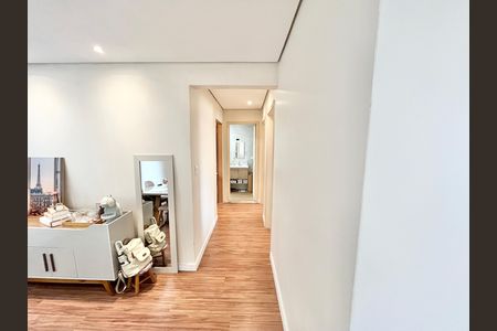 Corredor de apartamento à venda com 3 quartos, 90m² em Santana, São Paulo