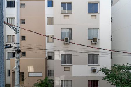 Vista do Quarto 1 de apartamento para alugar com 2 quartos, 44m² em Bonsucesso, Rio de Janeiro