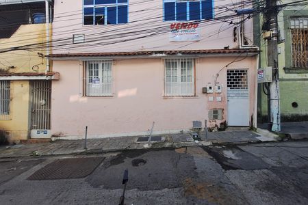 Fachada de casa para alugar com 2 quartos, 50m² em Largo do Barradas, Niterói