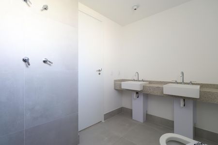 Apartamento à venda com 188m², 4 quartos e 2 vagasBanheiro da Suíte 2
