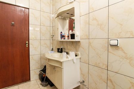 Banheiro de casa à venda com 2 quartos, 135m² em Vila Constança, São Paulo