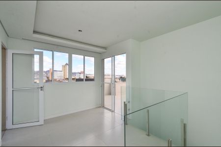 Apartamento à venda com 142m², 3 quartos e 2 vagas Apartamento à venda com 142m², 3 quartos e 2 vagasSala Cobertura