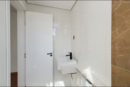 Apartamento à venda com 95m², 3 quartos e 2 vagas Apartamento à venda com 95m², 3 quartos e 2 vagasBanheiro Suíte