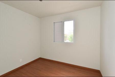 Apartamento à venda com 95m², 3 quartos e 2 vagas Apartamento à venda com 95m², 3 quartos e 2 vagasQuarto 2