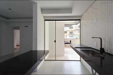 Apartamento à venda com 95m², 3 quartos e 2 vagas Apartamento à venda com 95m², 3 quartos e 2 vagasCozinha