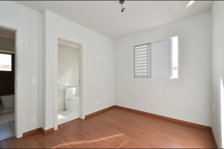 Apartamento à venda com 95m², 3 quartos e 2 vagas Apartamento à venda com 95m², 3 quartos e 2 vagasSuíte