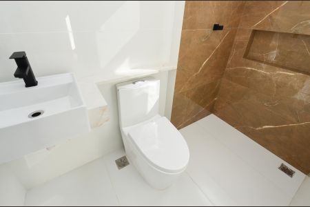 Apartamento à venda com 95m², 3 quartos e 2 vagas Apartamento à venda com 95m², 3 quartos e 2 vagasBanheiro Suíte