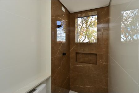 Apartamento à venda com 124m², 3 quartos e 2 vagas Apartamento à venda com 124m², 3 quartos e 2 vagasBanheiro Suíte