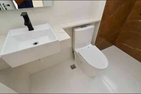 Apartamento à venda com 124m², 3 quartos e 2 vagas Apartamento à venda com 124m², 3 quartos e 2 vagasBanheiro Suíte