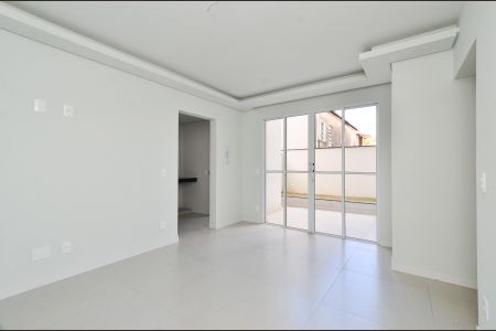 Apartamento à venda com 124m², 3 quartos e 2 vagas Apartamento à venda com 124m², 3 quartos e 2 vagasSala Ambientes