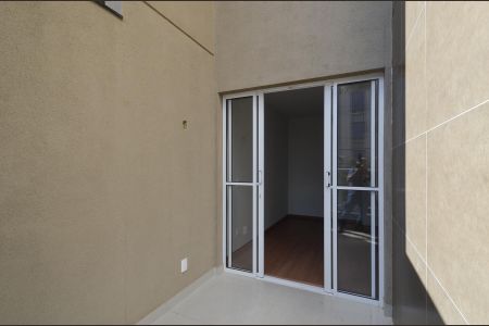 Apartamento à venda com 124m², 3 quartos e 2 vagas Apartamento à venda com 124m², 3 quartos e 2 vagasVaranda Quarto 1