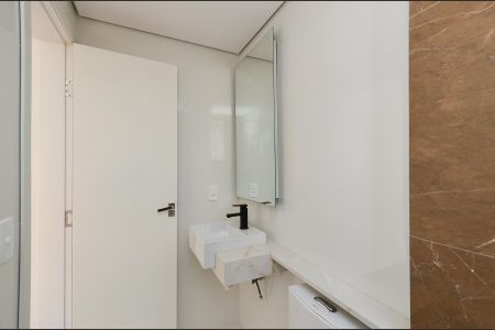 Apartamento à venda com 124m², 3 quartos e 2 vagas Apartamento à venda com 124m², 3 quartos e 2 vagasBanheiro Suíte