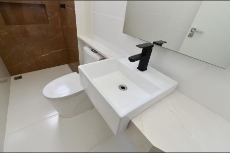 Apartamento à venda com 124m², 3 quartos e 2 vagas Apartamento à venda com 124m², 3 quartos e 2 vagasBanheiro Social