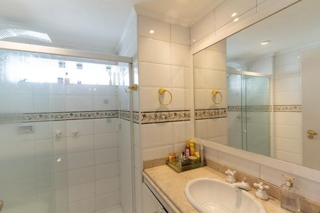 Apartamento para alugar com 82m², 2 quartos e 1 vaga Apartamento para alugar com 82m², 2 quartos e 1 vagaBanheiro