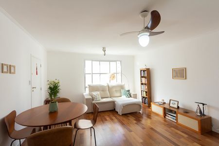 Apartamento para alugar com 82m², 2 quartos e 1 vaga Apartamento para alugar com 82m², 2 quartos e 1 vagaSala