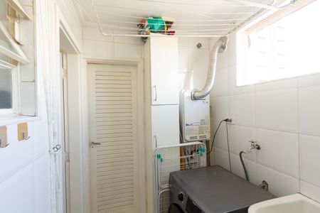 Apartamento para alugar com 82m², 2 quartos e 1 vaga Apartamento para alugar com 82m², 2 quartos e 1 vagaÁrea de Serviço